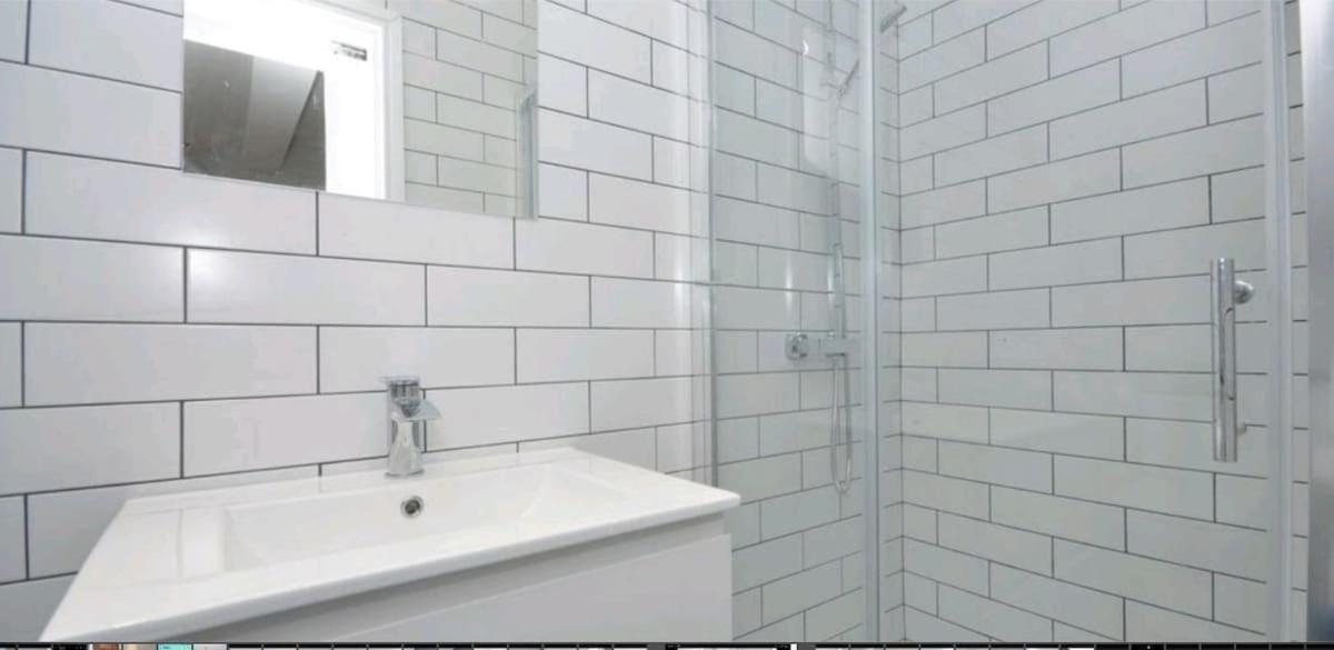 2 Bdr & 1 Bdr Apartments At Queens Uni By Belfast City Breaks Ngoại thất bức ảnh