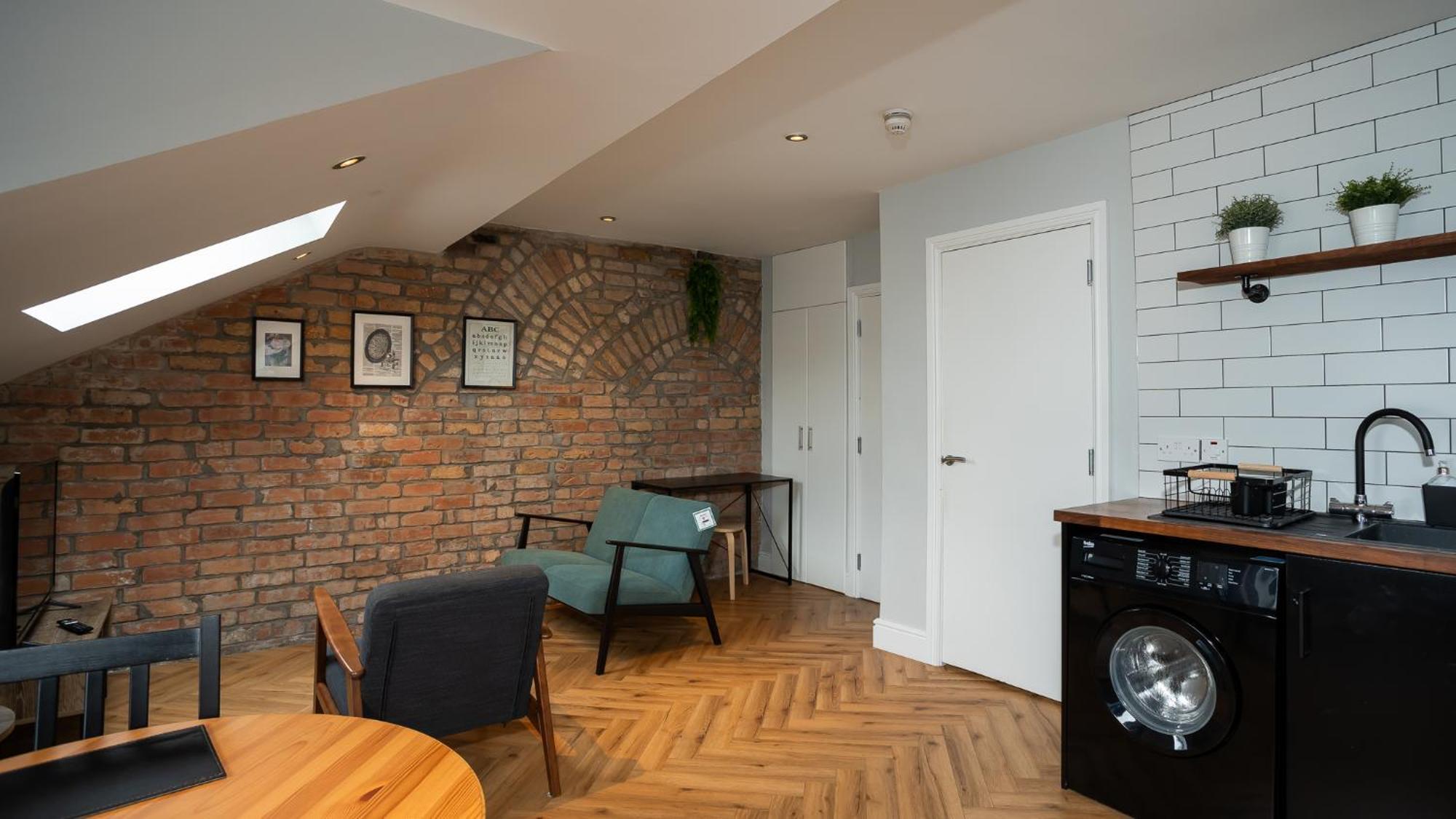 2 Bdr & 1 Bdr Apartments At Queens Uni By Belfast City Breaks Phòng bức ảnh