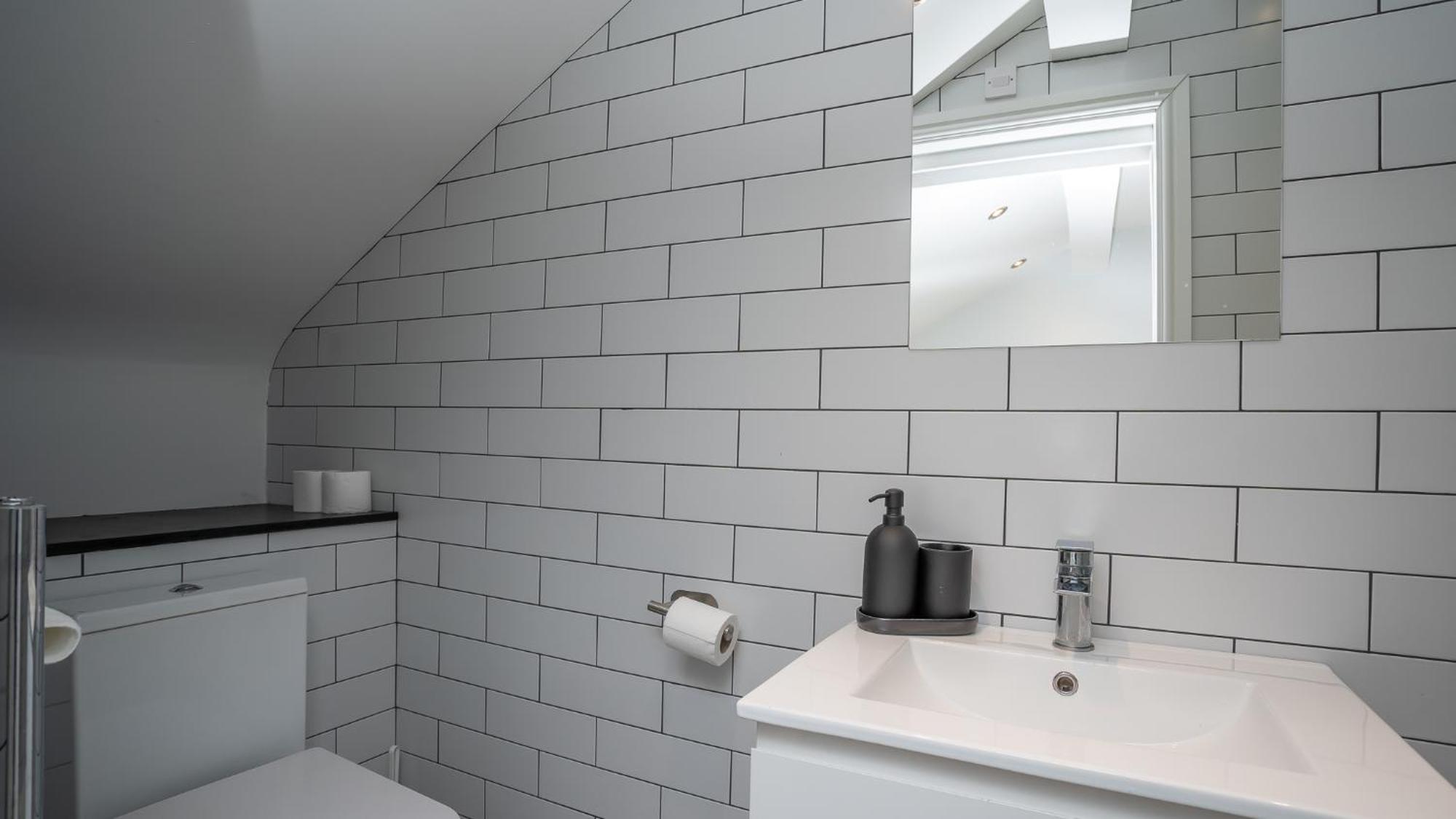 2 Bdr & 1 Bdr Apartments At Queens Uni By Belfast City Breaks Ngoại thất bức ảnh