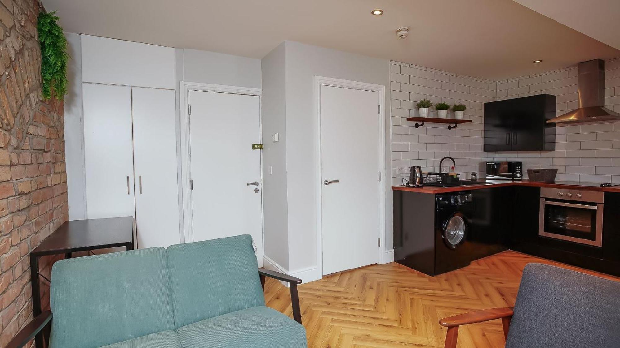 2 Bdr & 1 Bdr Apartments At Queens Uni By Belfast City Breaks Phòng bức ảnh